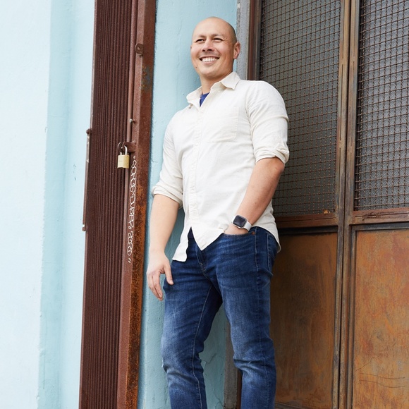 Meet your Posher, Chris - Picture 4 of 4